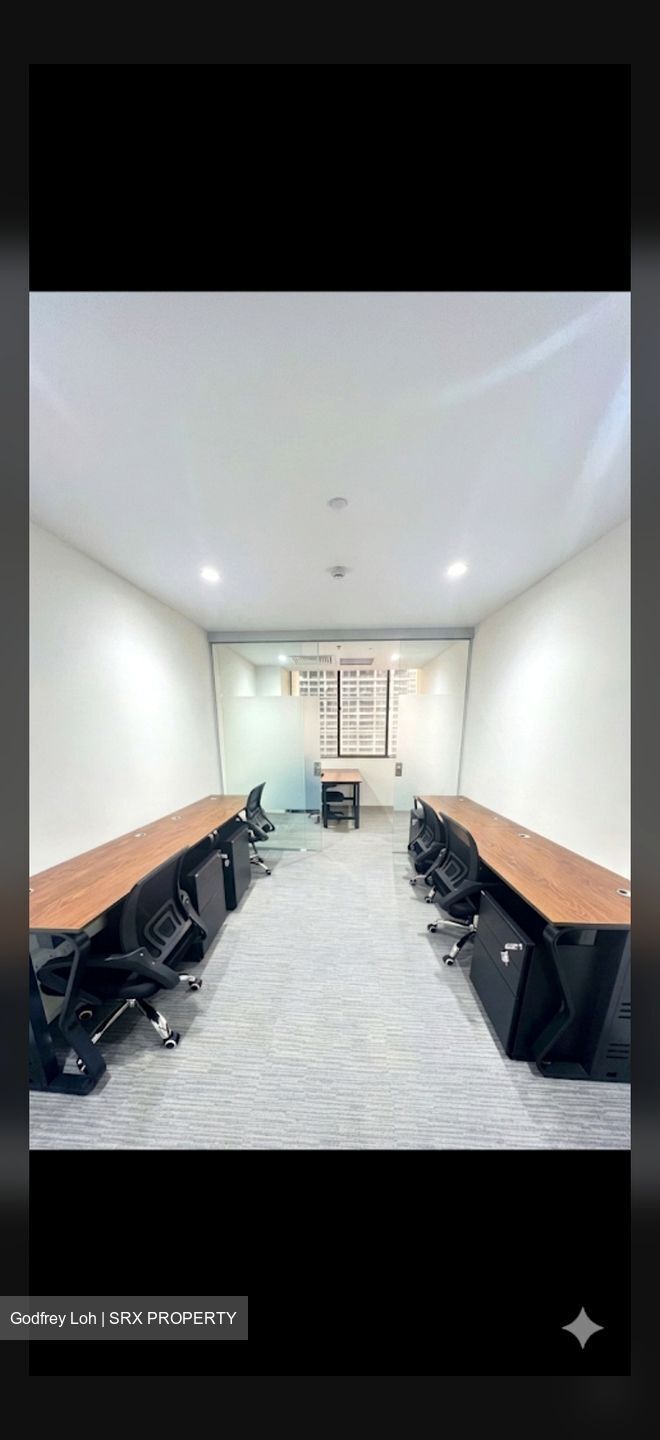 International Plaza (D2), Office #571618981